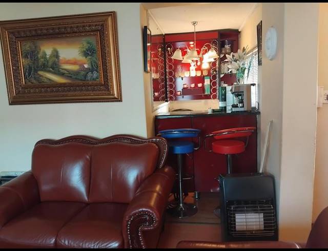 3 BEDROOM HOUSE FOR SALE IN MTHATHA CENTRAL